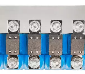 Busbar to connect 5 CIP100200100